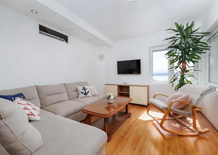 Bernarda Игране