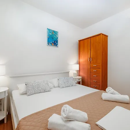 Apartment Bernarda *