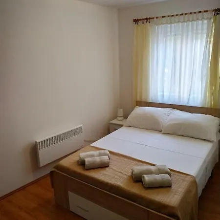 Bernarda Apartment *