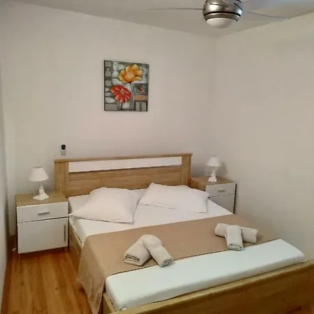 Bernarda Apartment *